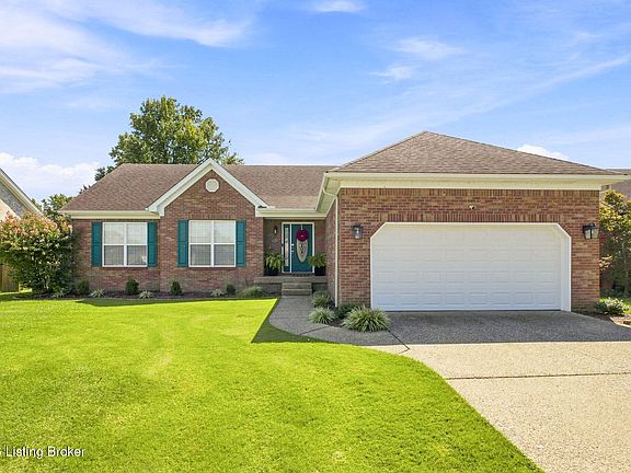 4th image of 389 Spring House Ln