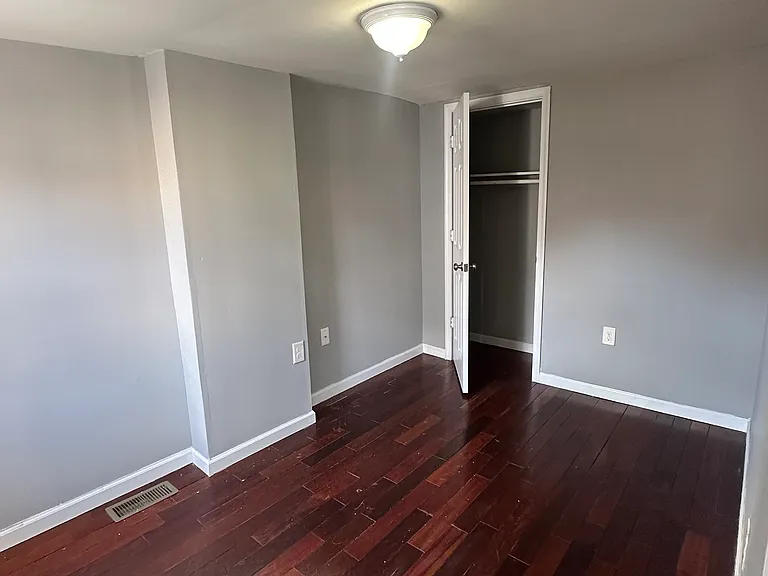 1610 W Stiles St #2 — Photo 17