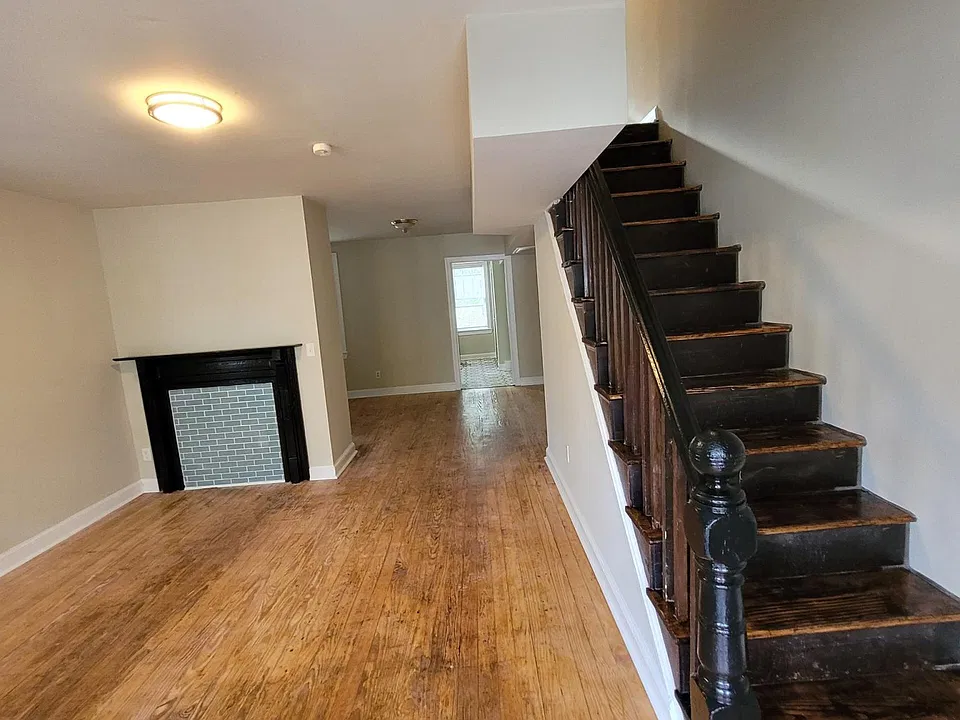 230 Charles St