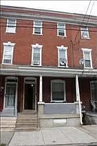 629 E Madison St photo 1