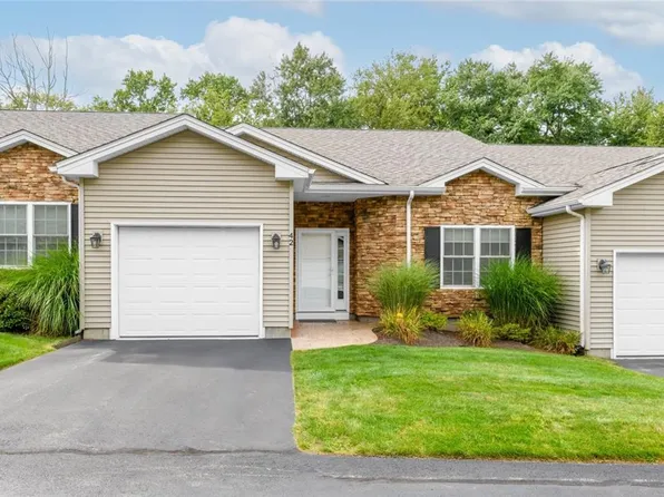 41 Breakneck Hill Rd Unit 42, Lincoln, RI 02865