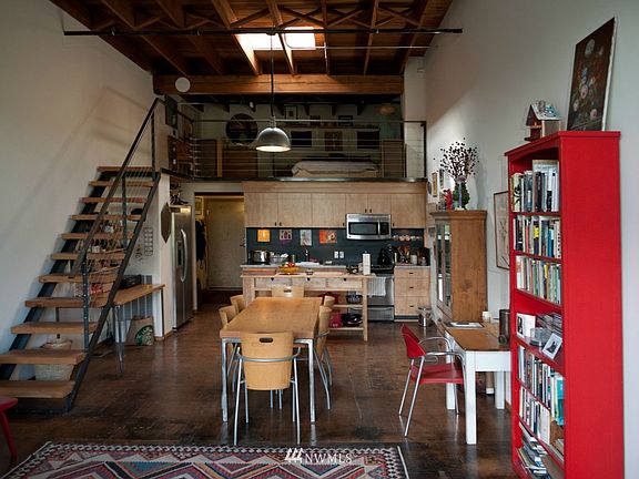 2nd image of 502 Washington #3