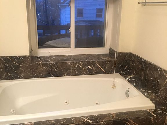 3rd image of 3763 Isabella Ave #2