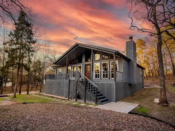 233 Wild Plum Ln, Holly Lake Ranch, TX 75765