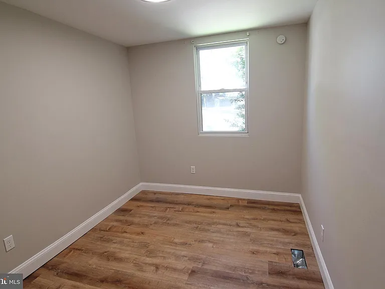617 Ford St #4 — Photo 13
