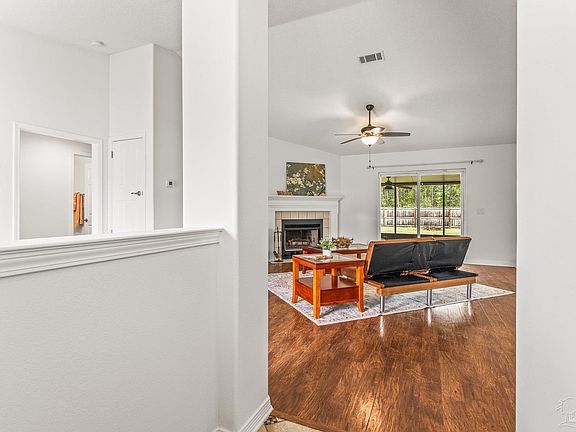 4th image of 4008 Maltese Way