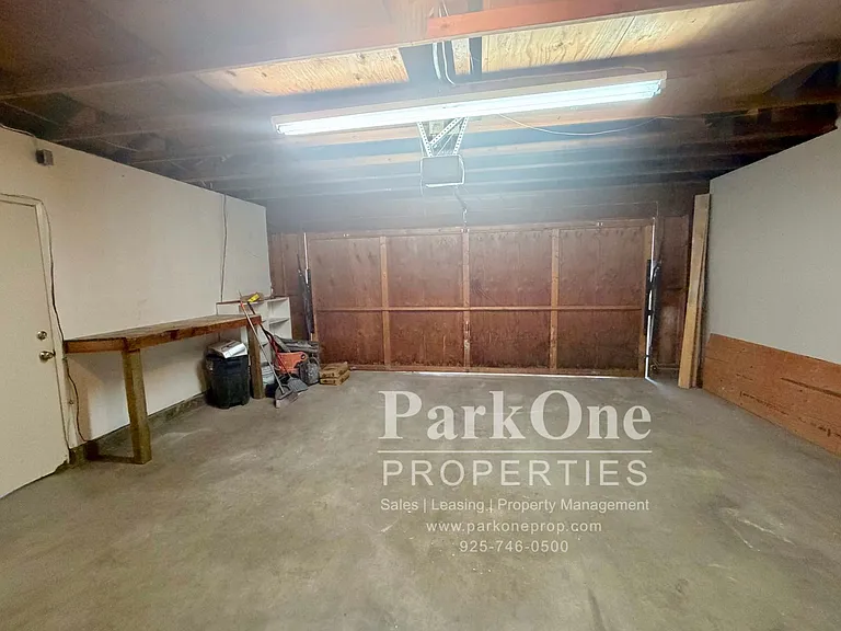 2848 Saint Joseph Dr — Photo 17