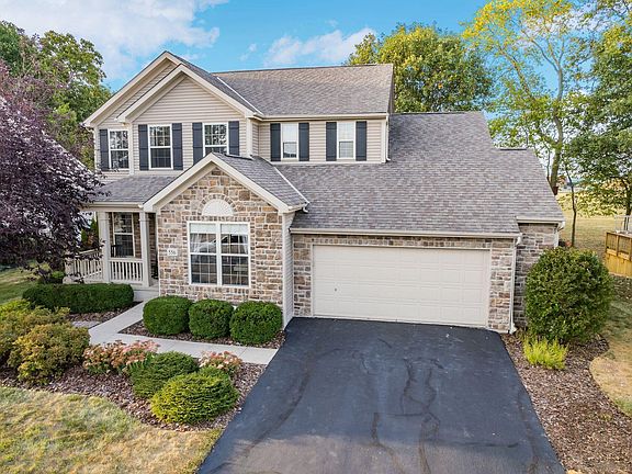 3rd image of 556 Black Hawk Dr