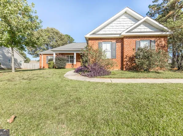 622 Amberley Ct, Kathleen, GA 31047