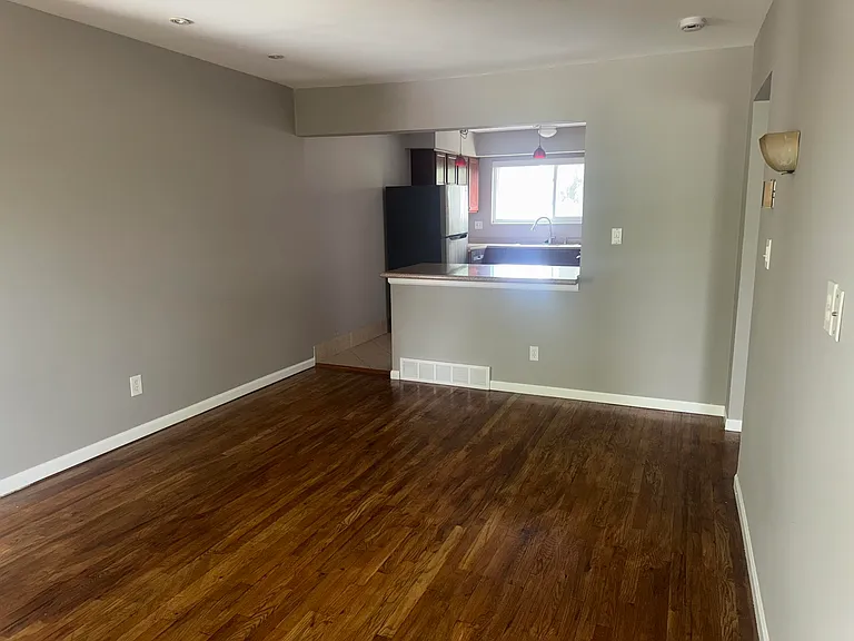 4859 Mansfield Ave #8H — Photo 14