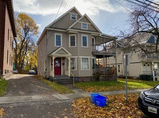 135 Loomis St #1, Burlington, VT 05401