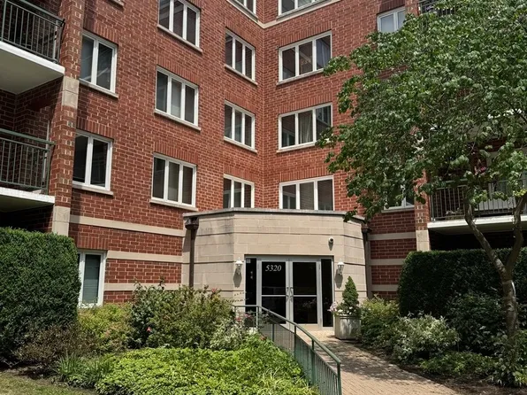 5320 N Lowell Ave APT 205, Chicago, IL 60630