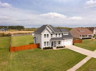 120 Cypress Landing Dr, Moyock, NC 27958