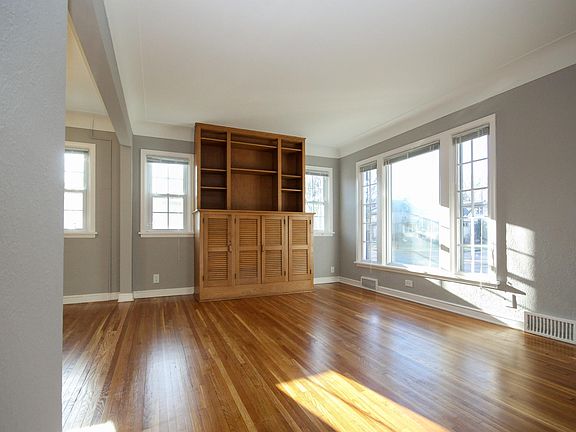 3rd image of 1278 Sargent Ave