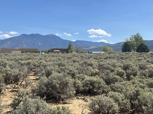 Gusdorf Rd, Taos, NM 87571