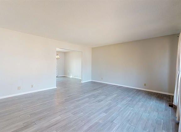 2nd image of 1505 Westop Trl