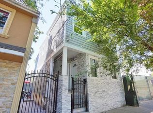 436 Saint Marks Pl, Staten Island, NY 10301