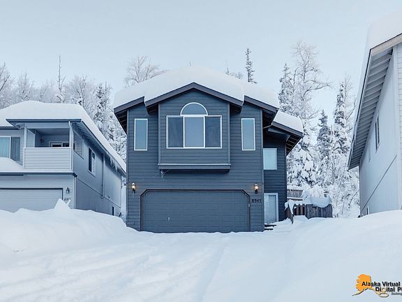 3rd image of 8945 Birch Park Cir