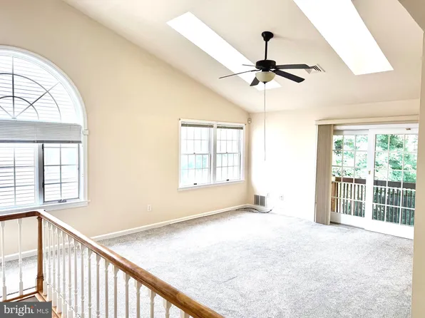 47 Eraser Rd, Moorestown, NJ 08057