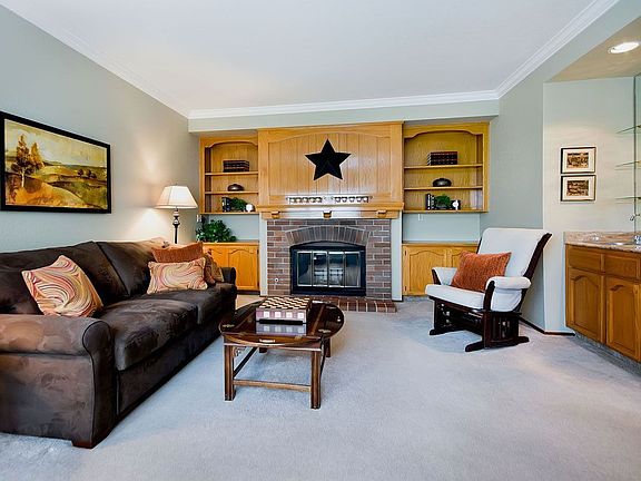 4th image of 1308 Mountain Quail Cir