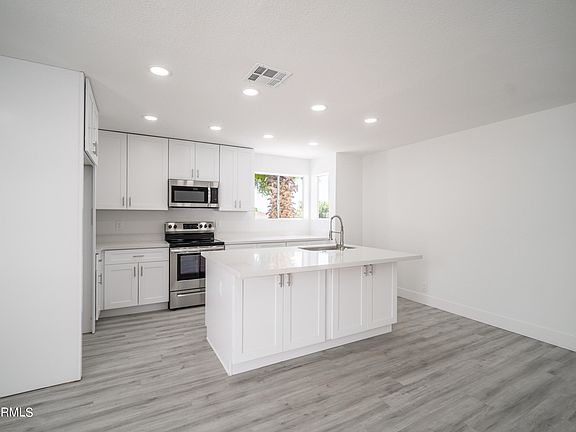 5th image of 9605 E NAVAJO Place