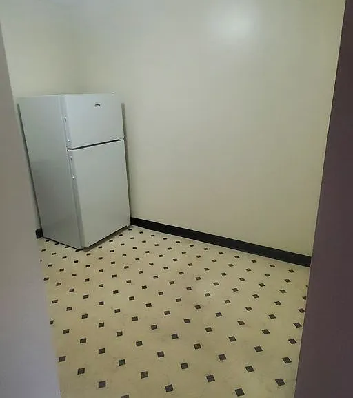 2933 Delaware Ave #1-6 — Photo 11