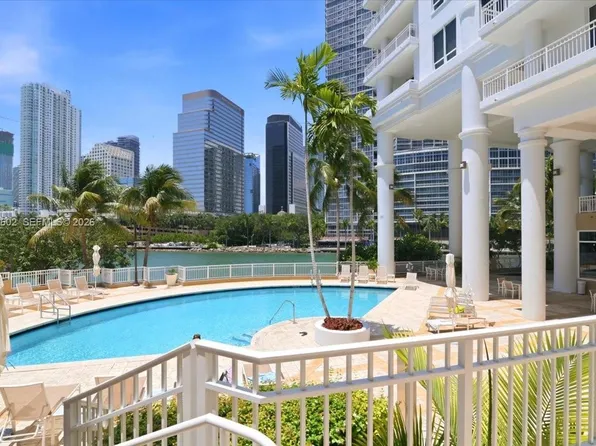 801 Brickell Key Blvd, Miami, FL