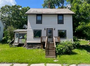 52 Saunders St, Whitehall, NY 12887