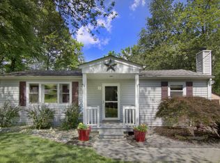 19 Highland Ave, Andover, NJ 07821