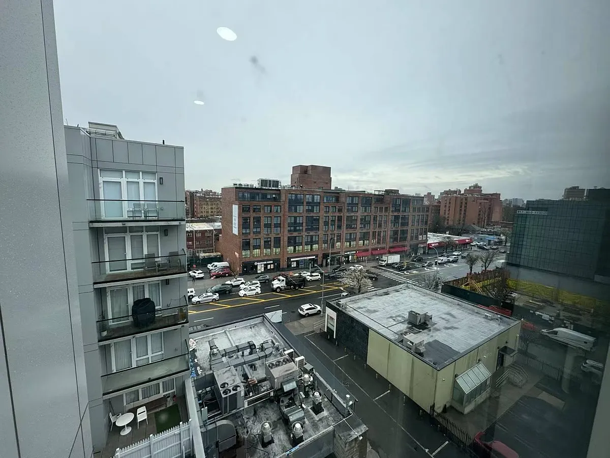 Building Photo - 14617 Northern Blvd #6F