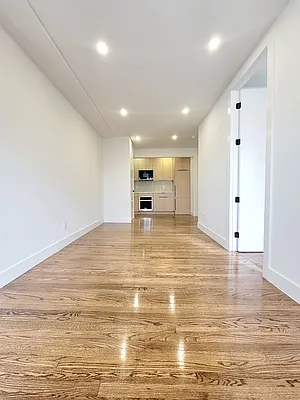 Rented by SERHANT. | media 7