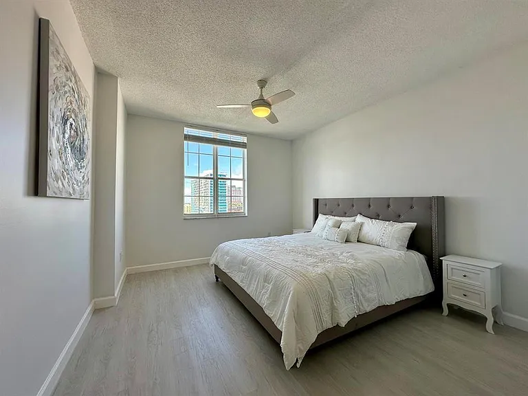 651 Okeechobee Blvd #1204 — Photo 13