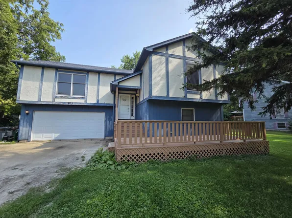803 Main St, Maple Park, IL 60151