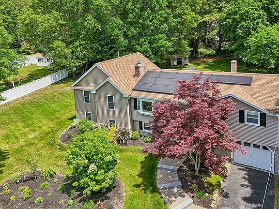 2nd image of 4 Carmel Dr