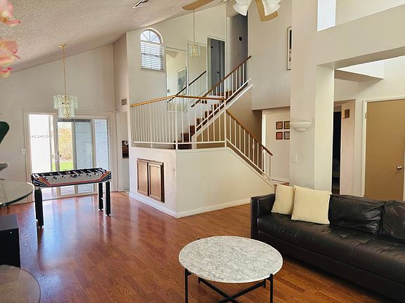 5th image of 7908 Fanciful Ave