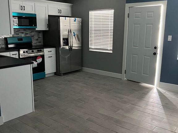 2nd image of 7650 Coquina Way APT 1