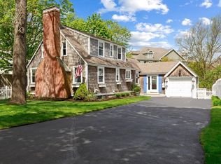 9 Juniper Rd, Hingham, MA 02043