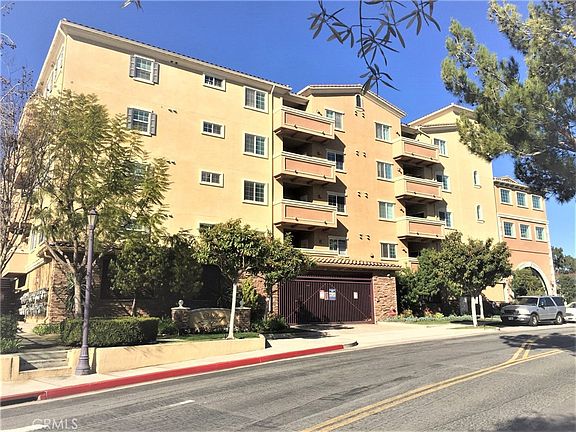 3rd image of 21345 Hawthorne Blvd #421