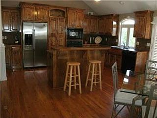 5th image of 2328 NE 23rd St