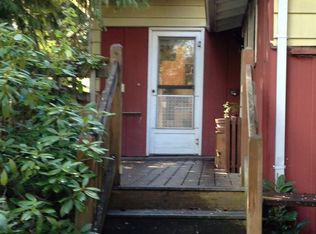 555 NE Jackson St APT B, Hillsboro, OR