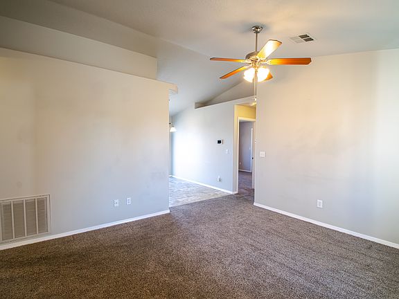 4th image of 178 N Summer Breeze St