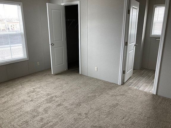 5th image of 57400 Bedford Blvd #250