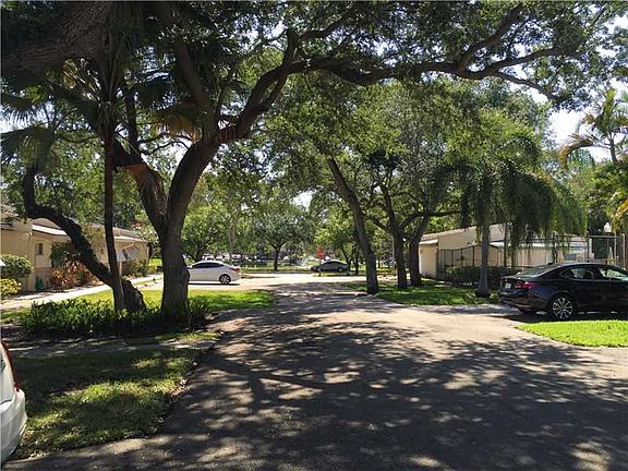 5th image of 2412 N 35th Ave #2412