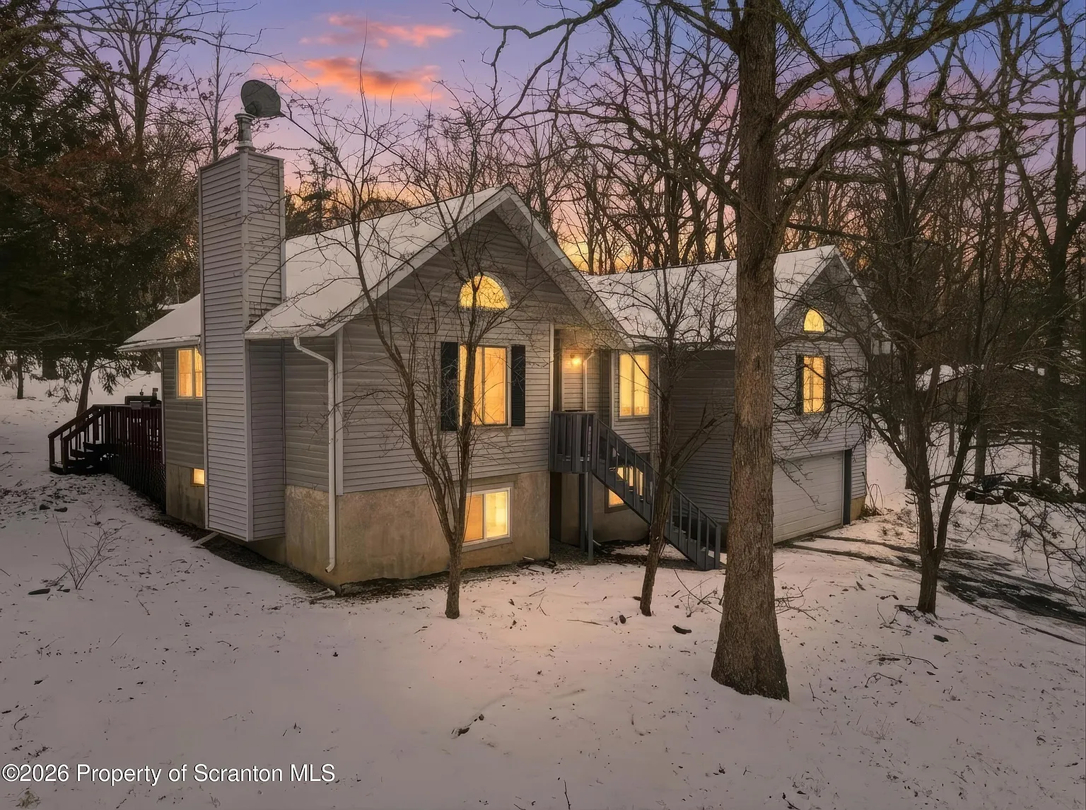 75 Hilltop Cir photo 1