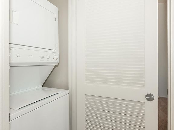 4th image of 9939 Rio San Diego Dr APT 52