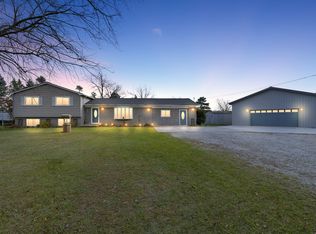 1065 Clyde Rd, Highland, MI 48357