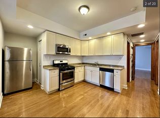 3045 N Milwaukee Ave #2R, Chicago, IL 60618