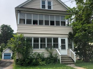 525 Winton St #1, Syracuse, NY 13203