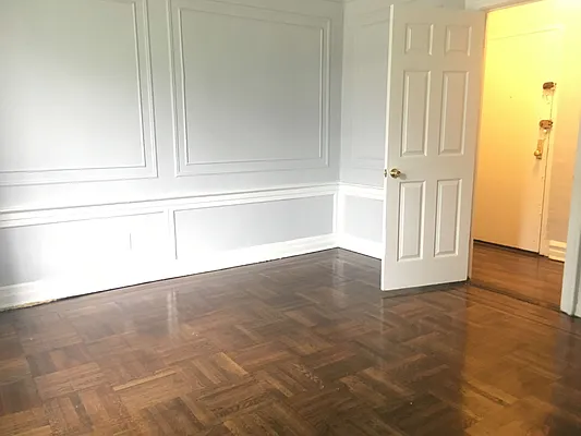 Rented by Lang Realty LLC | media 18