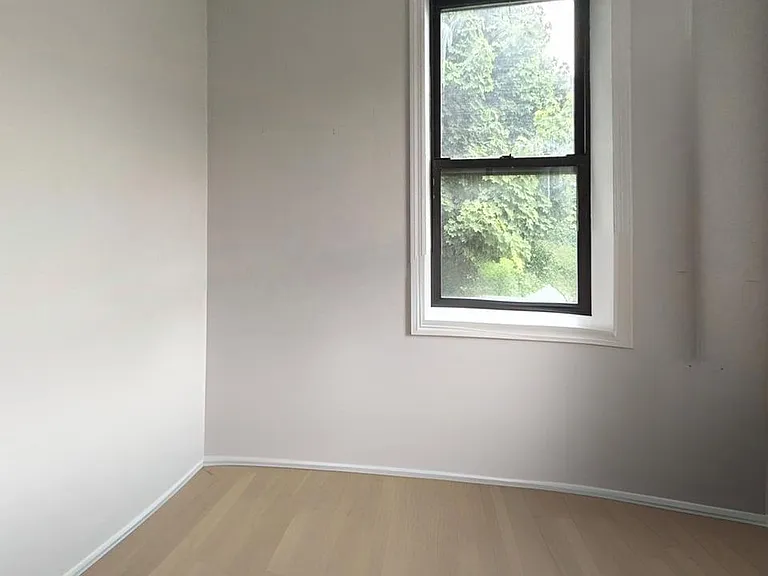 925 Marcy Ave #2 — Photo 5